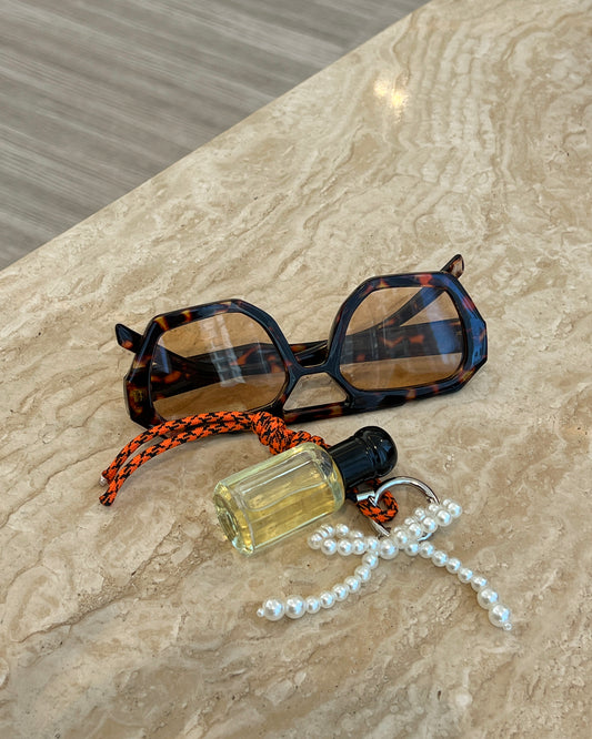 1.0 MINI PERFUME CHARM